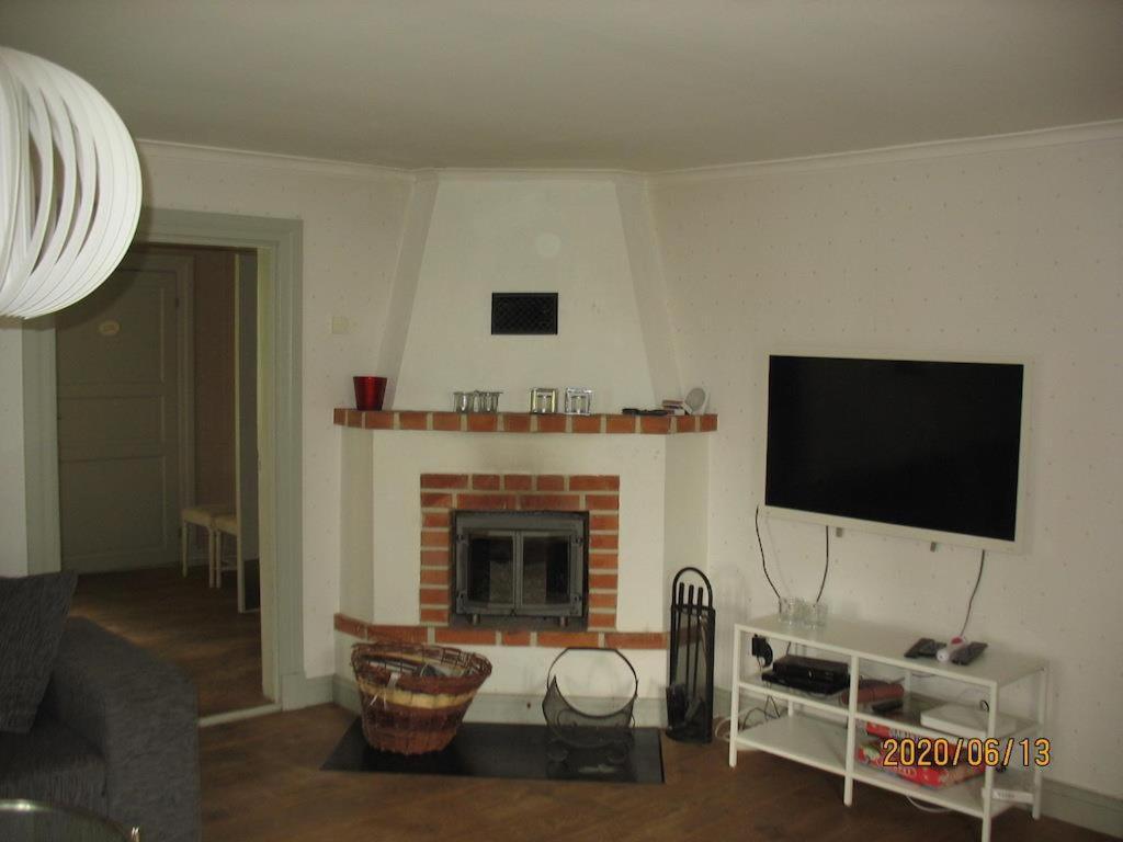 Amazing Home In Mellerud With 4 Bedrooms And Wifi 외부 사진